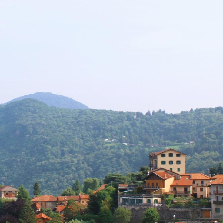 Outdoor terrace seating suitable for families in Toronto